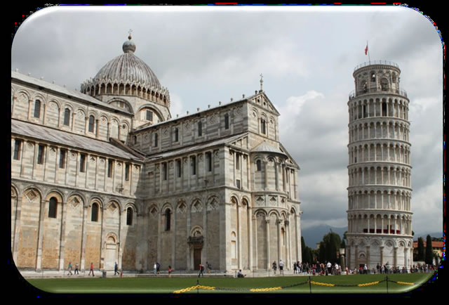 pisa piazza dei miracoli