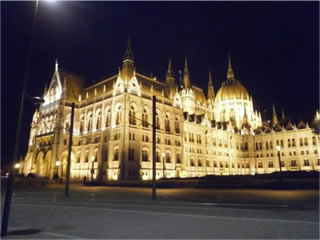 budapest by night 320s