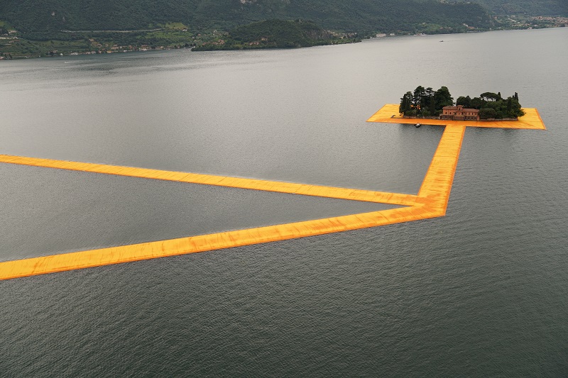 The Floating Piers