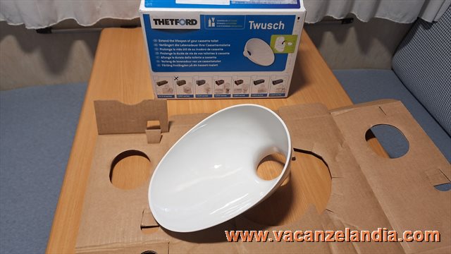 installazione twusch thetford toilette camper 10