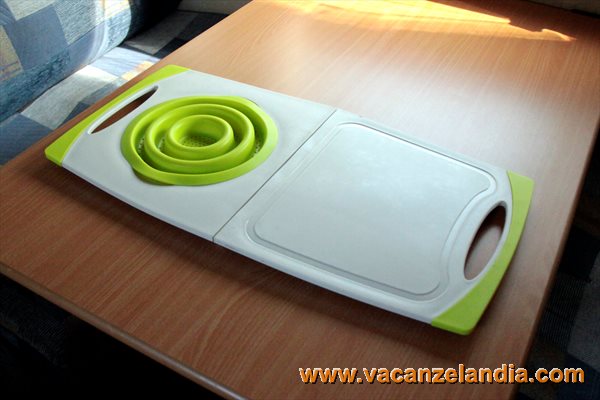 tagliere_con_colino_camper_04